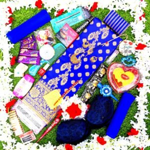 কাতান শাড়ী